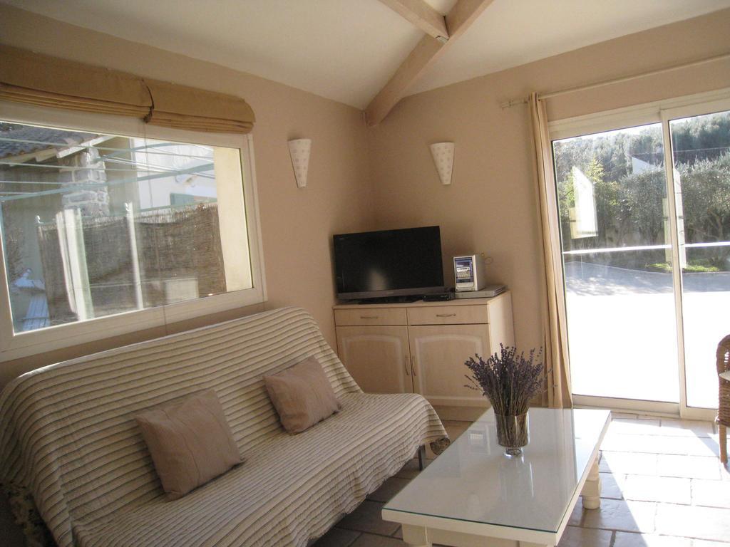 Le Clos Olives Comps  Exterior photo